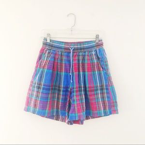 VINTAGE: plaid shorts